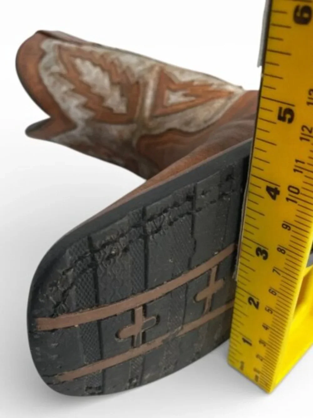 Laredo breakout distressed